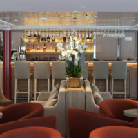 Bar
Lounge